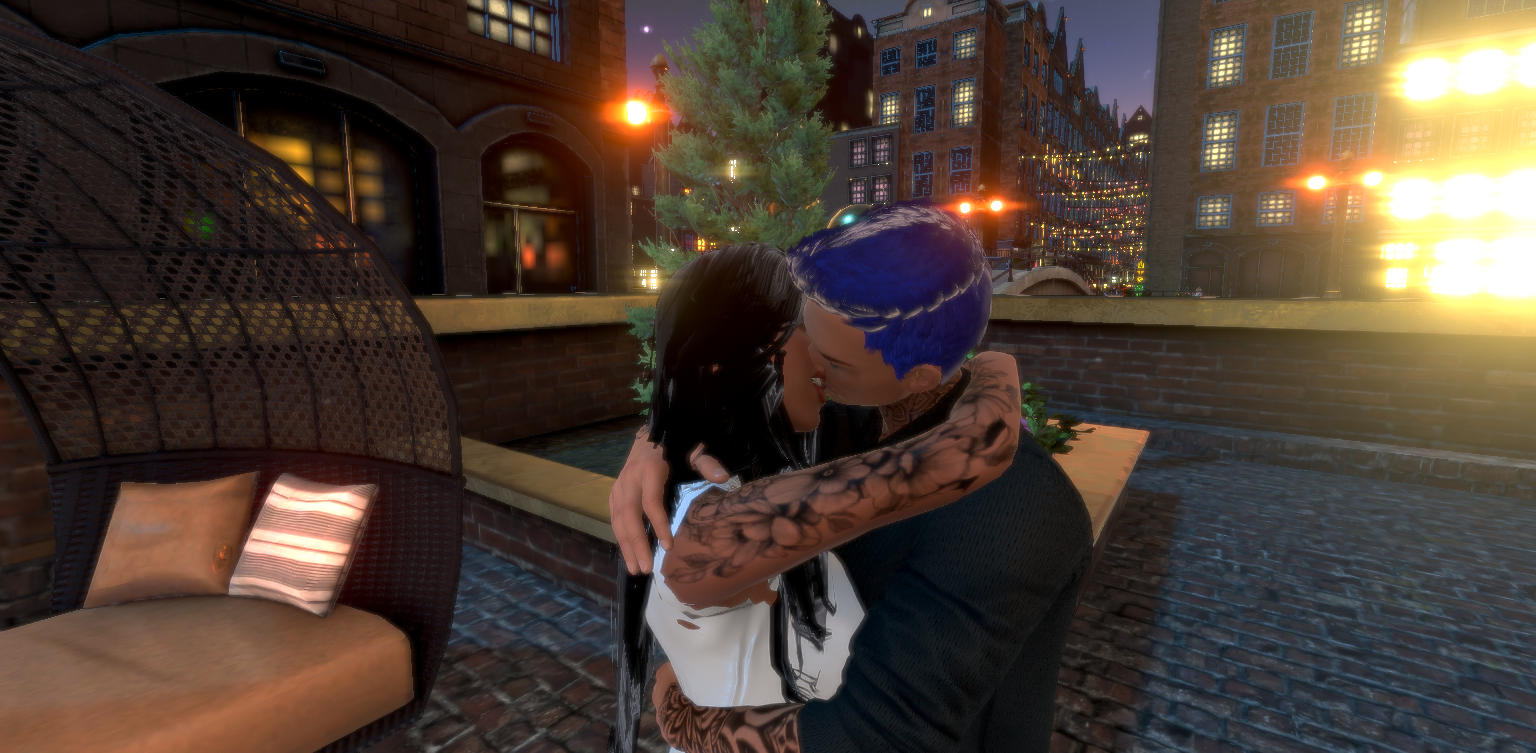 Ending the night with a kiss <3