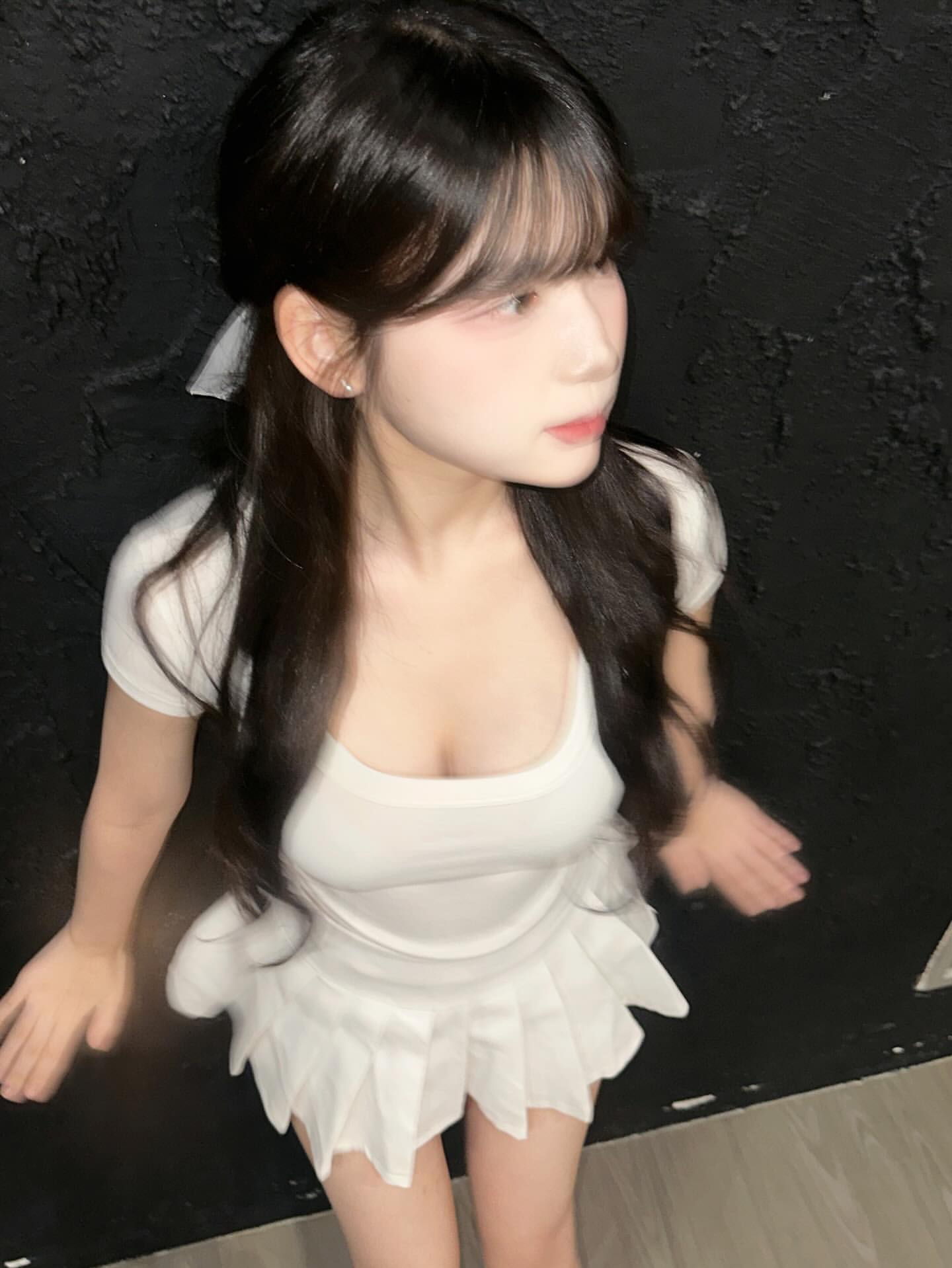 안녕하세요, 저 야라예요.