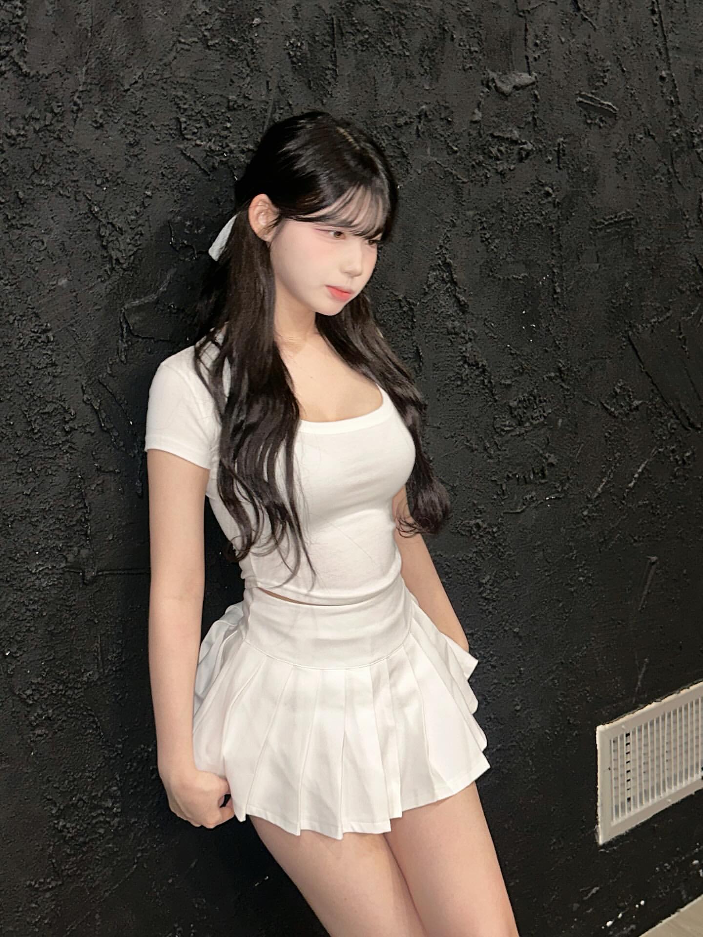 안녕하세요, 저 야라예요.