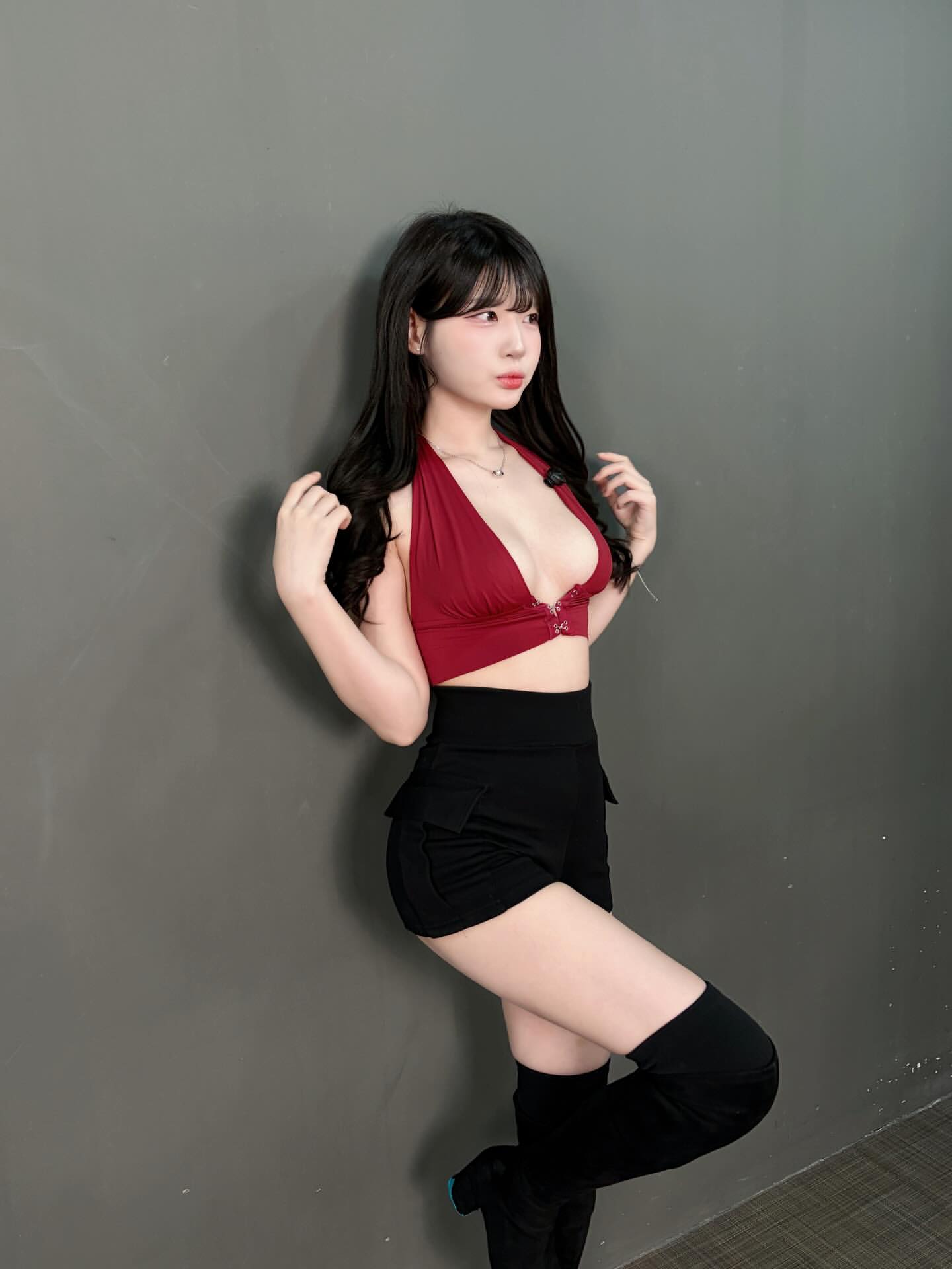 안녕하세요, 저 야라예요.