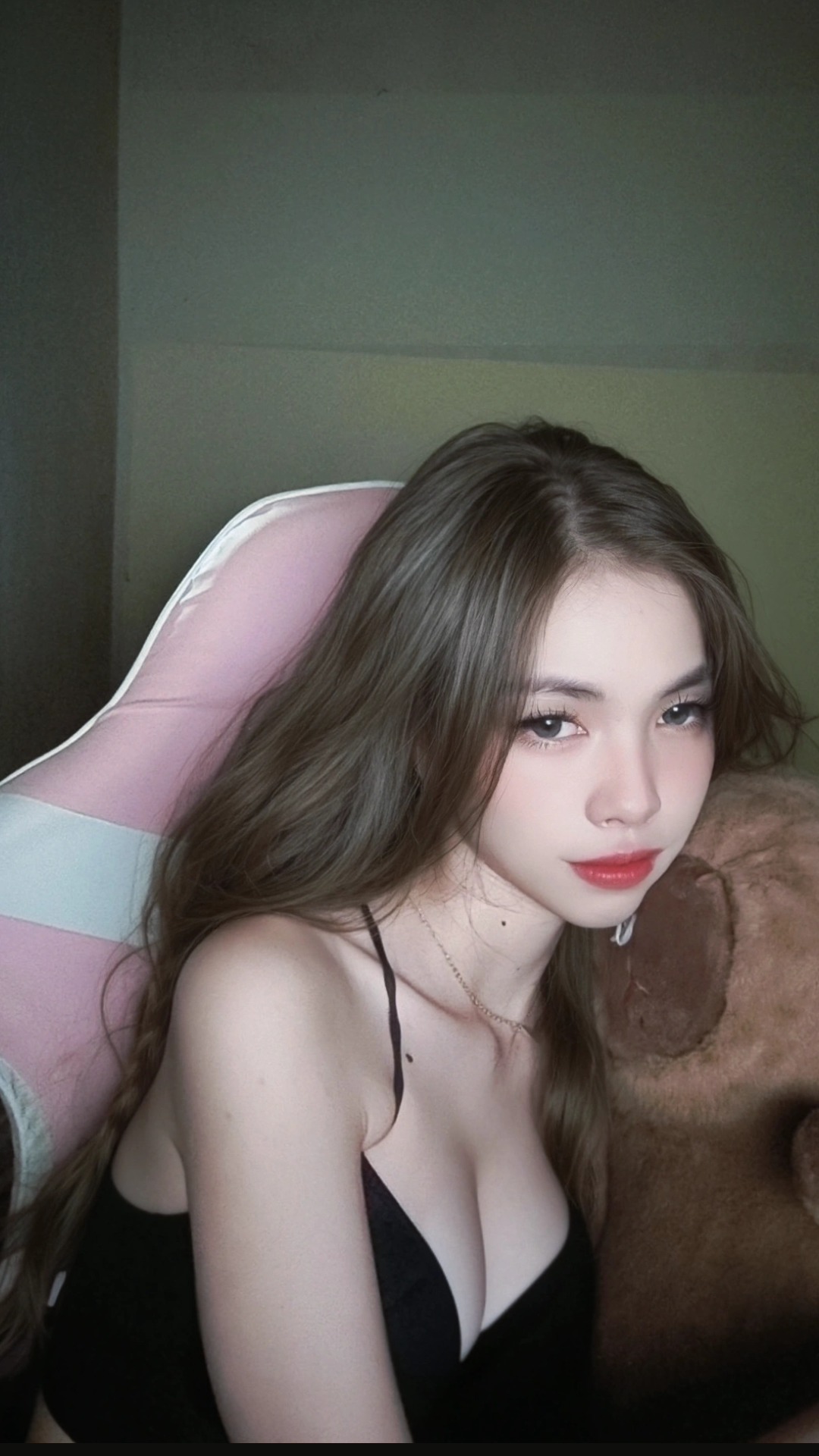 Hello guys, nice too meet you :)