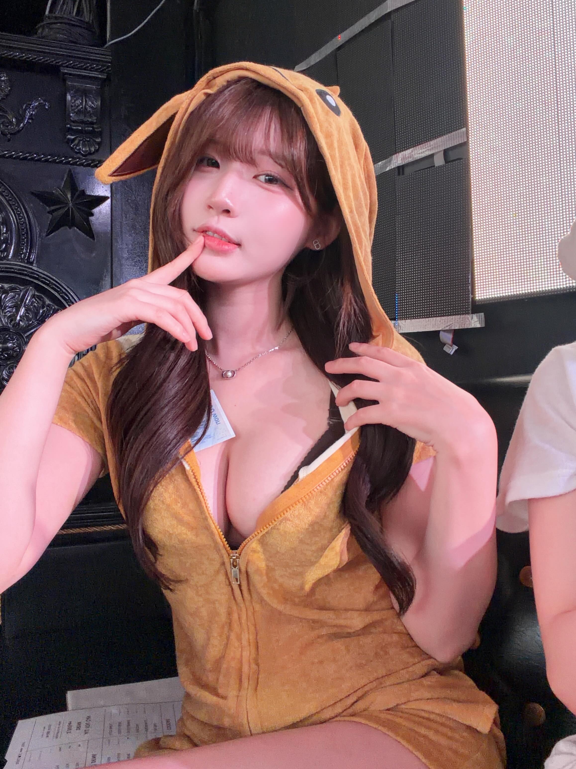 안녕하세요, 저 야라예요.