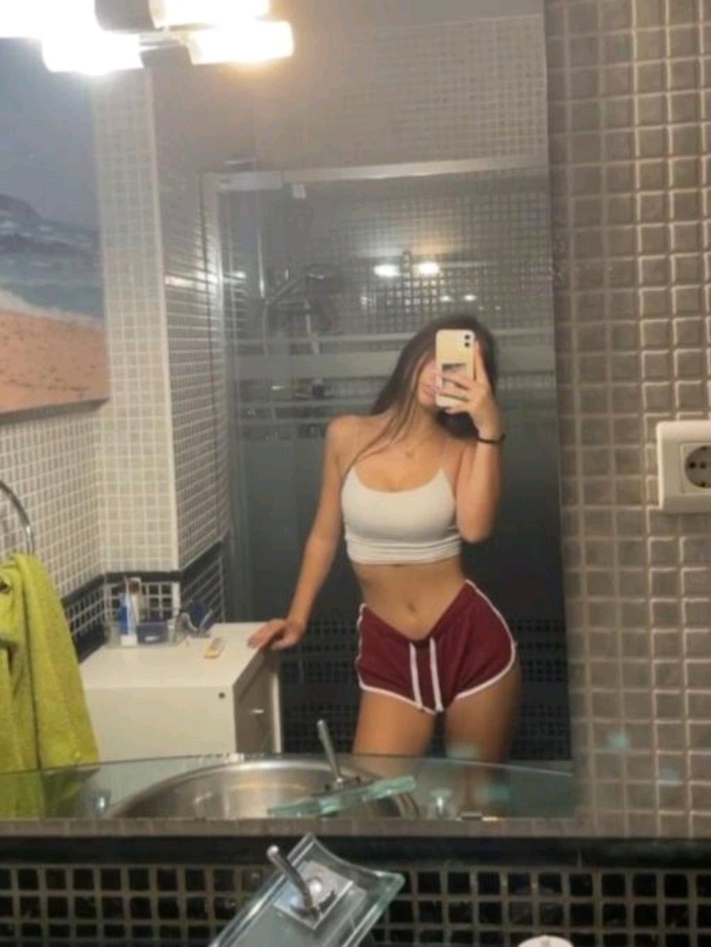 <3